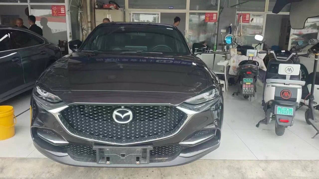 Mazda CX-4 2023, наш лот, вид спереди