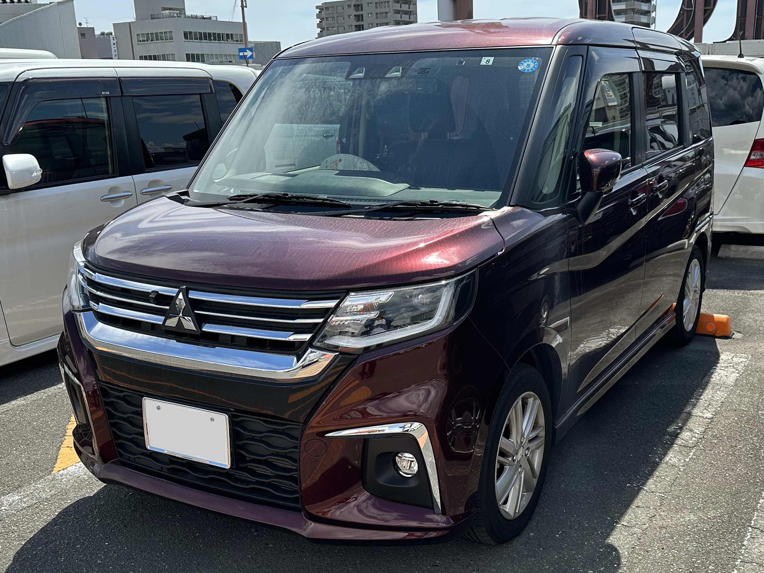 Mitsubishi Delica D:2 из Японии: обзор и цена