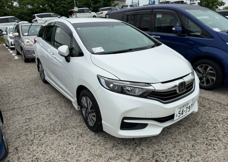 Honda Shuttle GK8 2018 негибрид, наш лот из Японии (1/6)