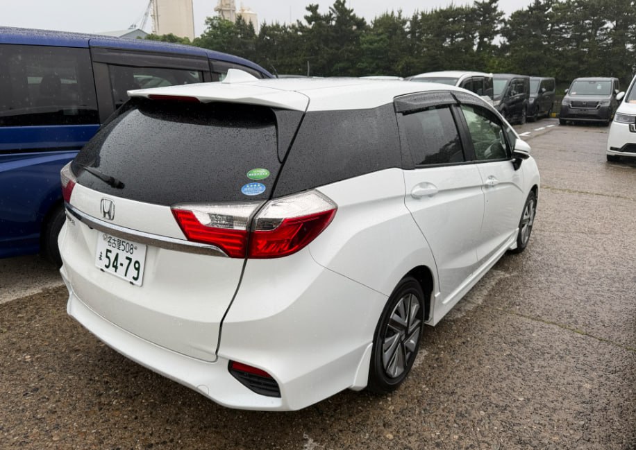 Honda Shuttle GK8 2018 негибрид, наш лот из Японии (2/6)