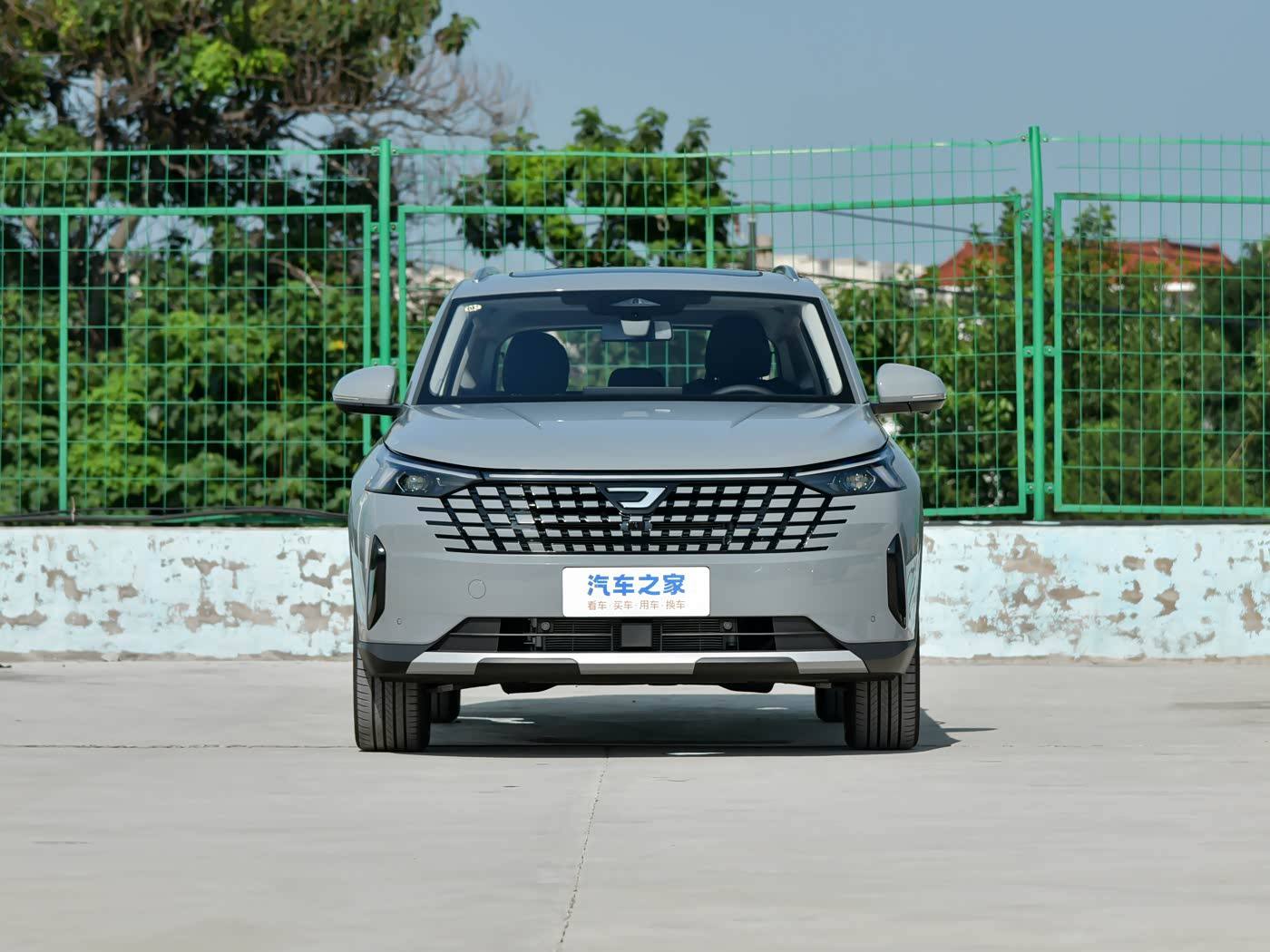 Jetta VS8 2026, новый лот из Китая (1/6)