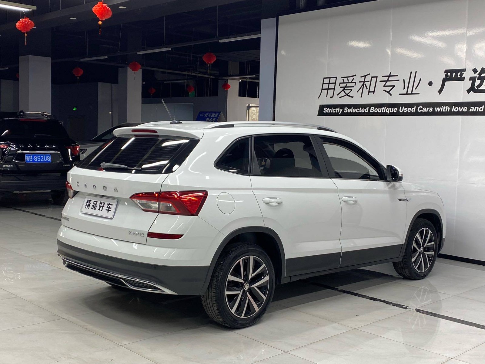 Skoda Kamiq 2022 из Китая, наш лот, сзади 3/4