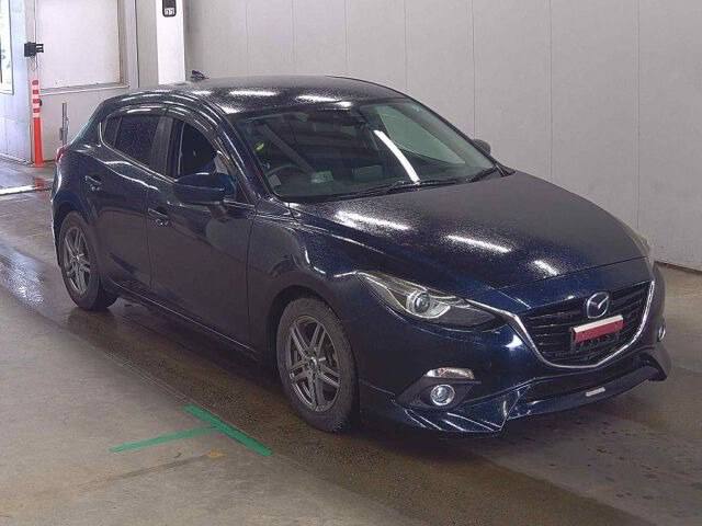 Реальный лот Mazda Axela с аукциона