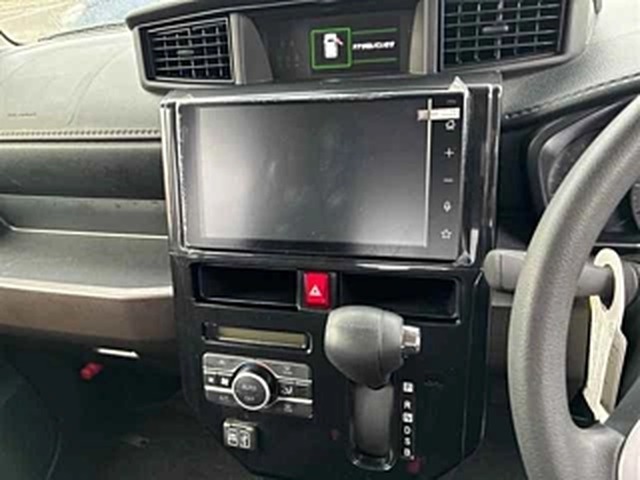 Toyota Roomy G 2023, наш лот, мультимедиа и климат