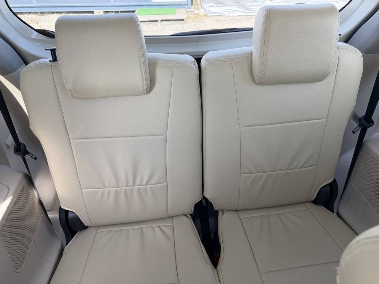 Toyota Sienta X 2016, лот, третий ряд (6/7)