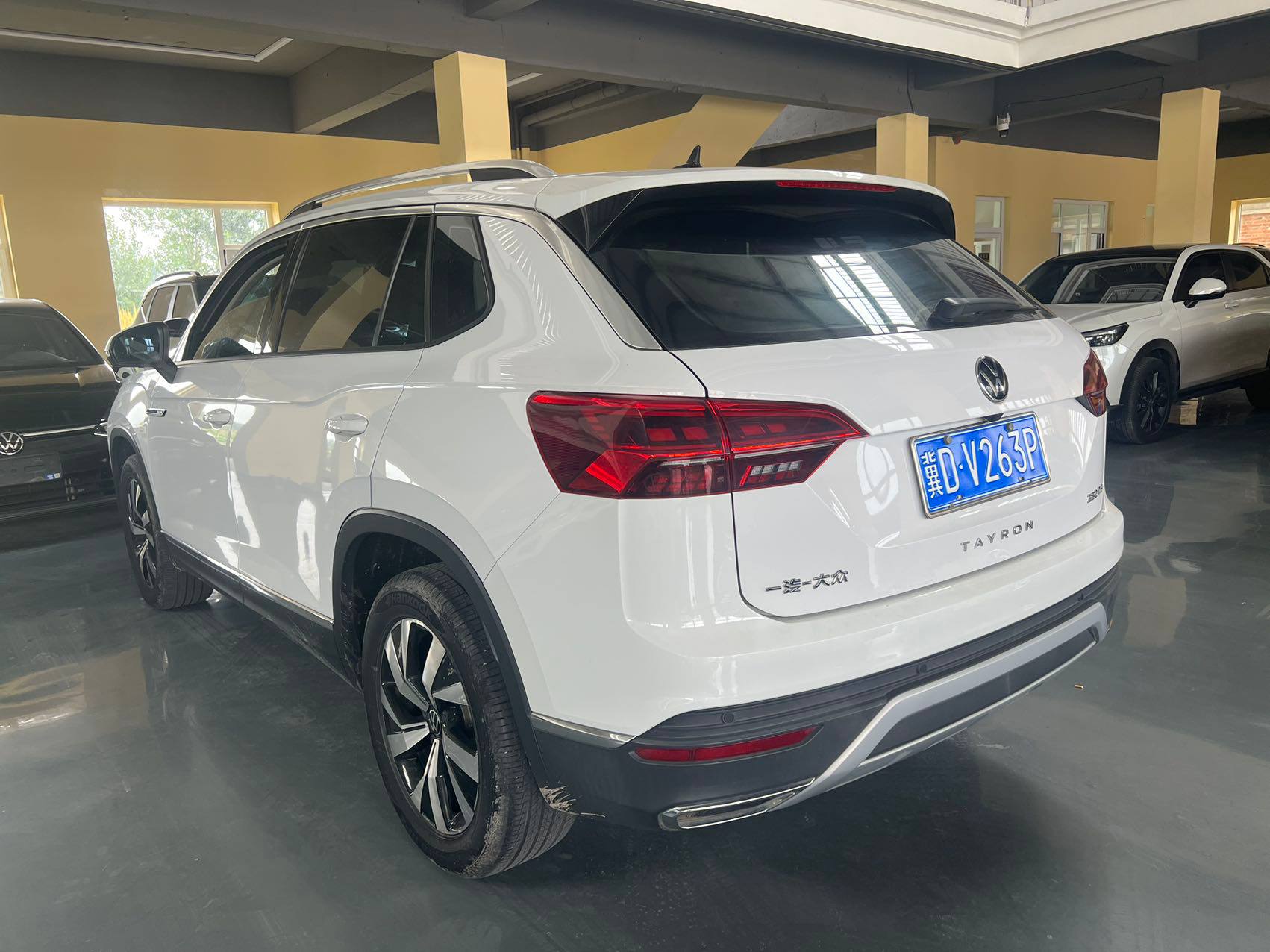 Volkswagen Tayron 2022 дорестайл из Китая, наш лот (2/5)