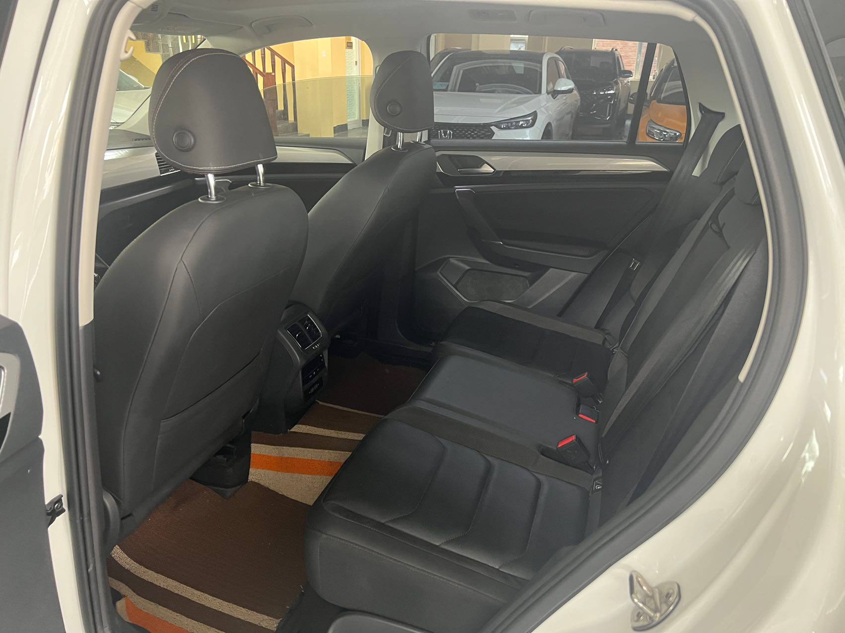 Volkswagen Tayron 2022 дорестайл из Китая, наш лот (3/5)