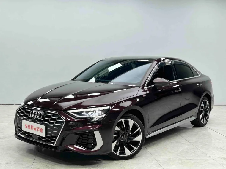 Audi A3L Limousine 2022, тёмно-вишнёвый